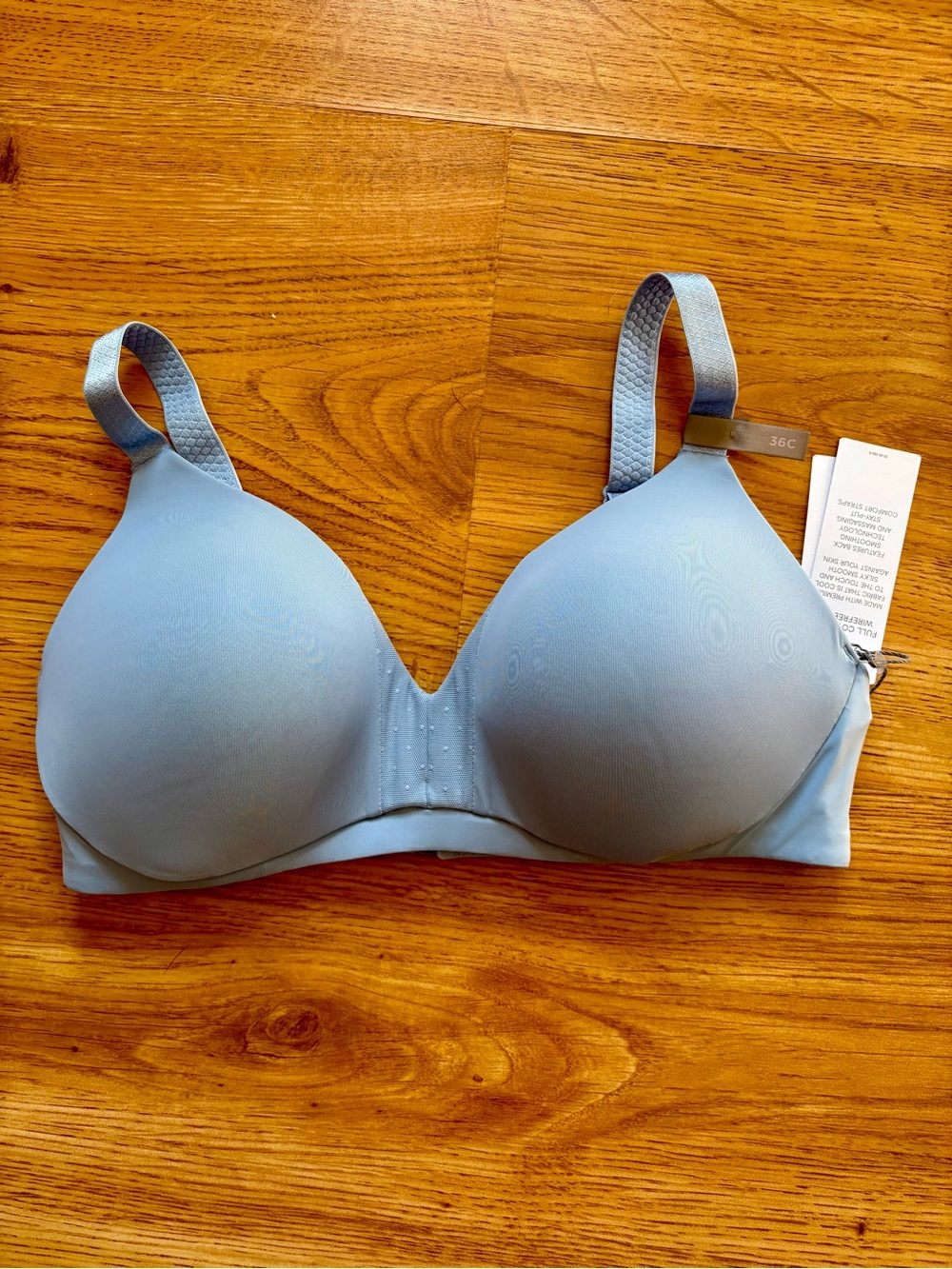 Liz Claiborne Forever Blue Cool and Calm Full Coverage Wireless Bra - 36C